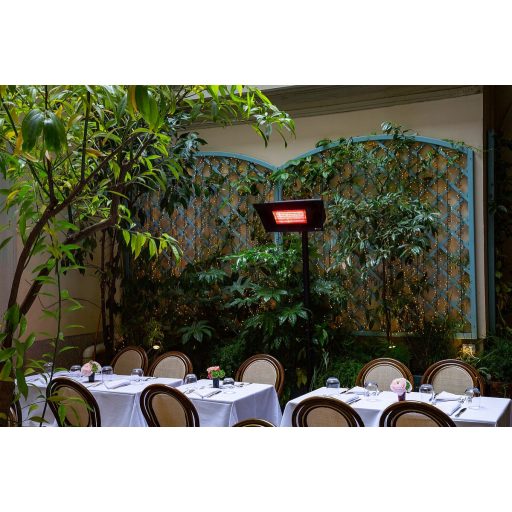 Radialight Oasi HT ipari kültéri infrasugárzó 2000 W, fekete - teraszfűtéshez, vendéglátóhelyekre, azonnali hőérzettel és időjárásálló védelemmel