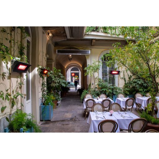 Radialight Oasi kültéri infrasugárzó, 1000/2000 W - teraszfűtéshez, azonnali hőérzettel és elegáns kialakítással